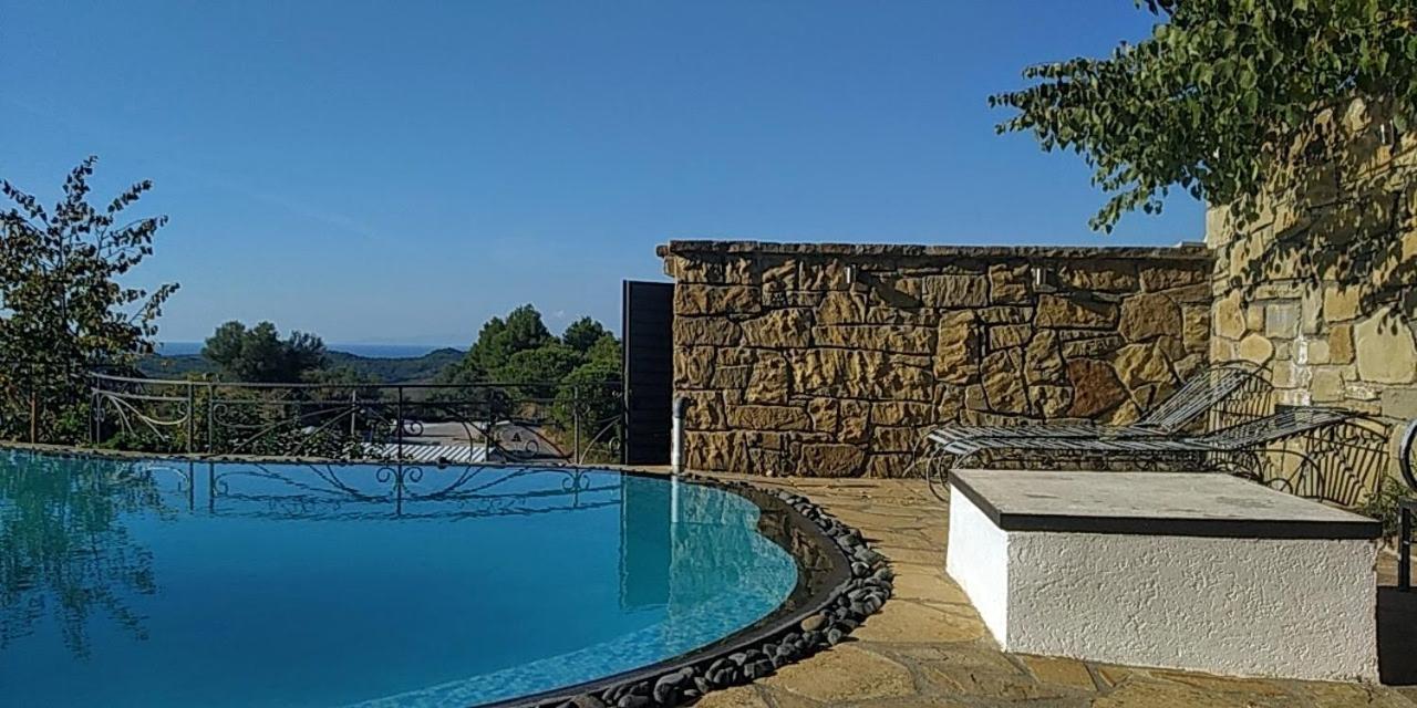 Turisalba Hotel Ishem Exterior foto